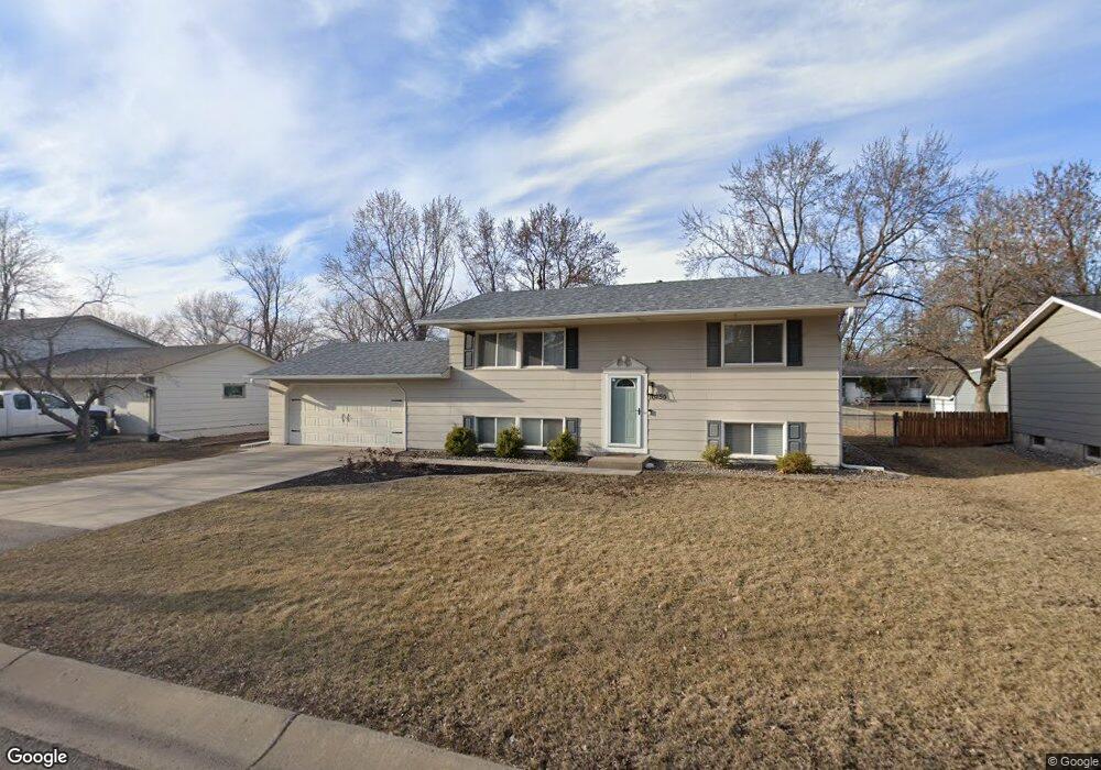 10250 99th Ave N, Maple Grove, MN 55369 - photo 1