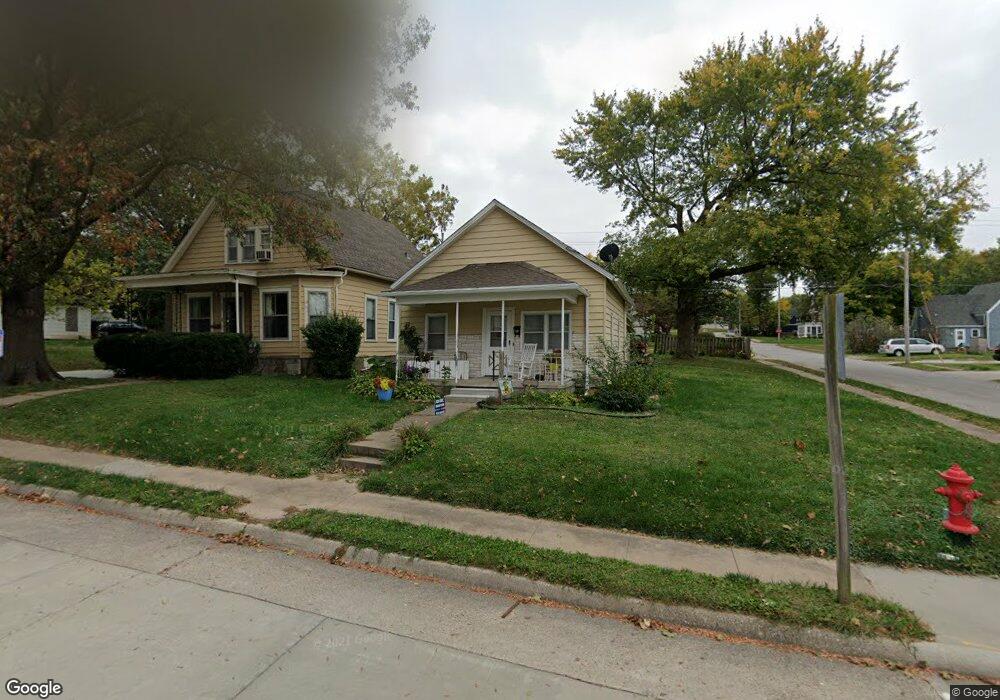 210 W Sheridan Ave, Shenandoah, IA 51601 - photo 1