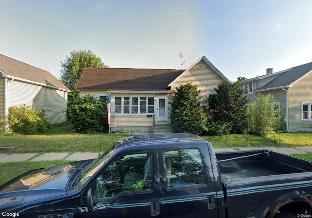 1466 Redfield St, La Crosse, WI 54601 - photo 1