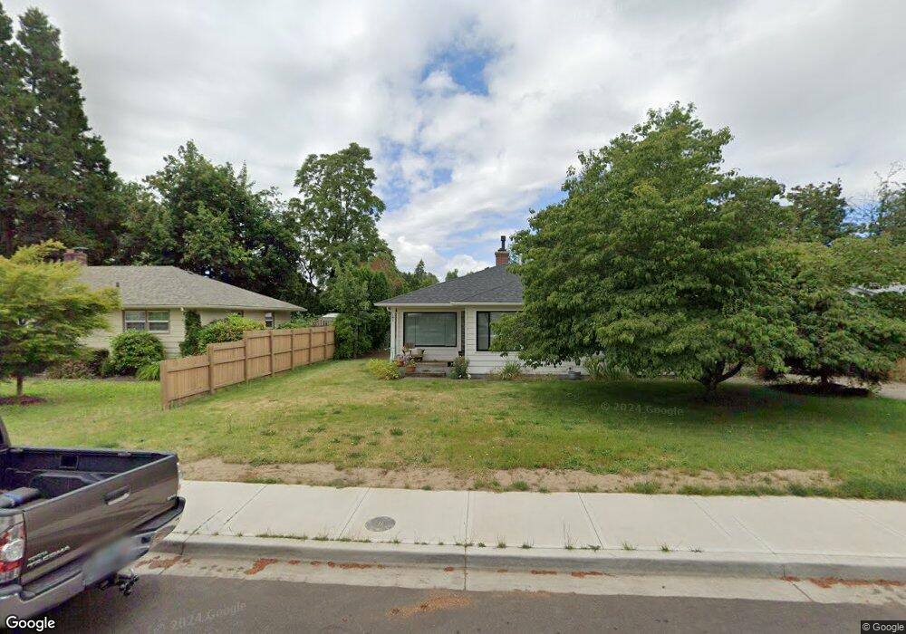 641 N Locust St, Canby, OR 97013 - photo 1