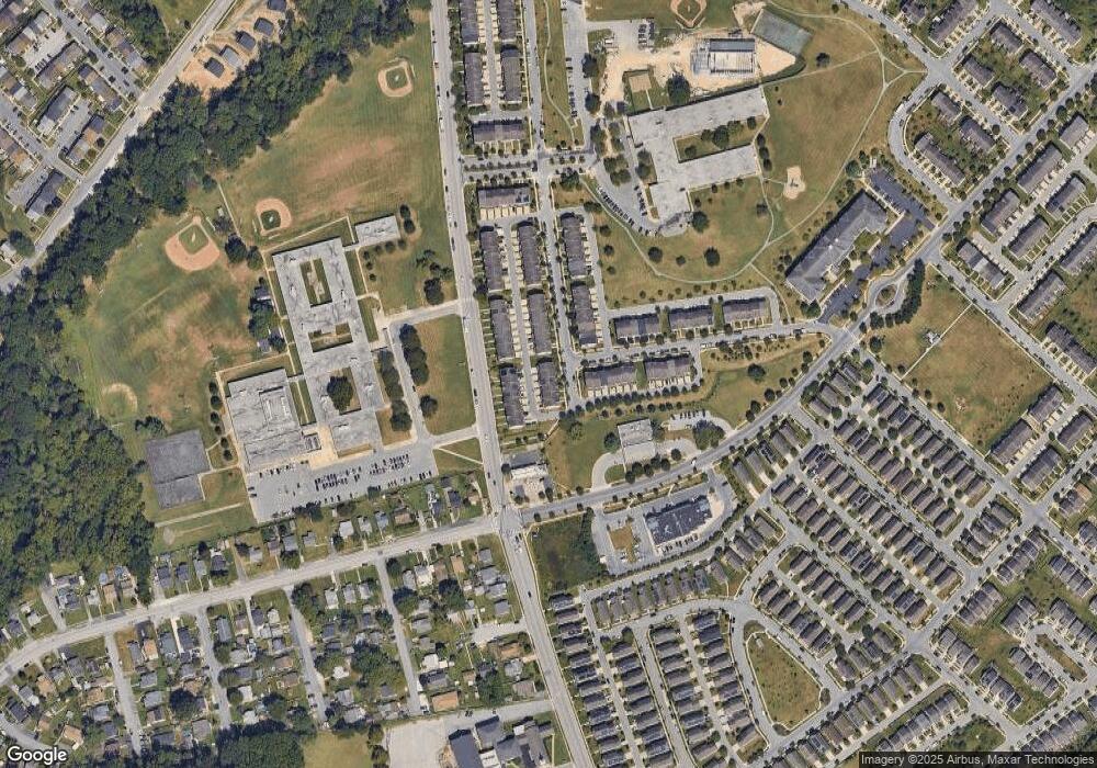 812 Lowe Rd, Middle River, MD 21220 - photo 1