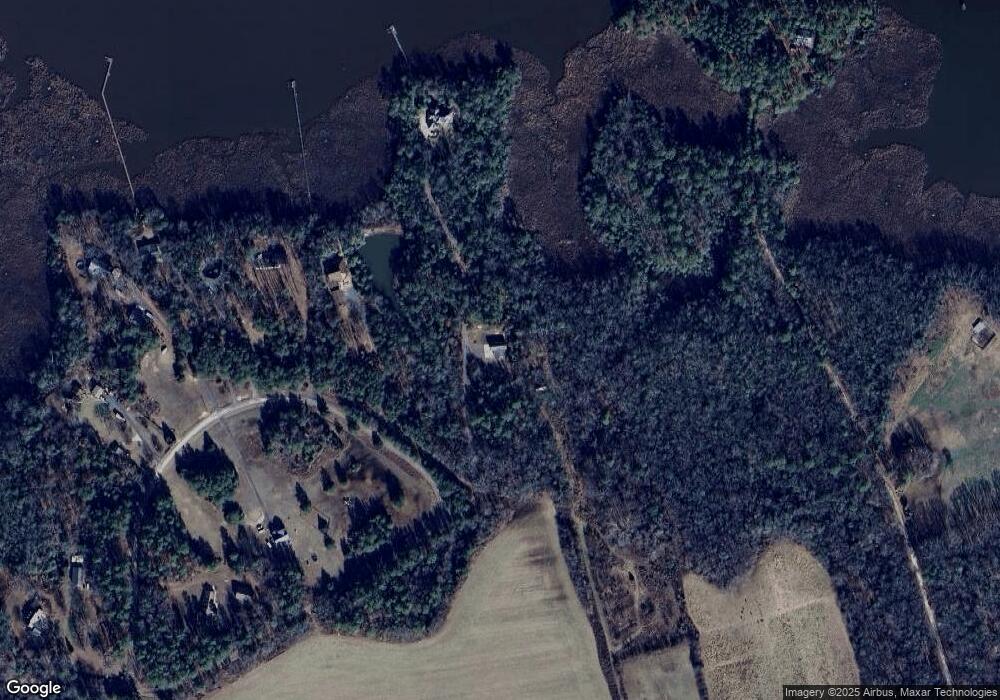 334 Thompson Cir, Colonial Beach, VA 22443 - photo 1