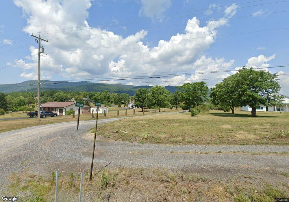 216 Circle Dr, Petersburg, WV 26847 - photo 1