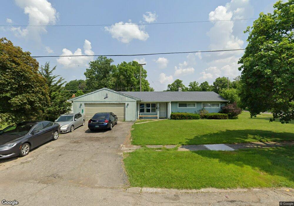 1702 Bayberry Ln, Flint, MI 48507 - photo 1