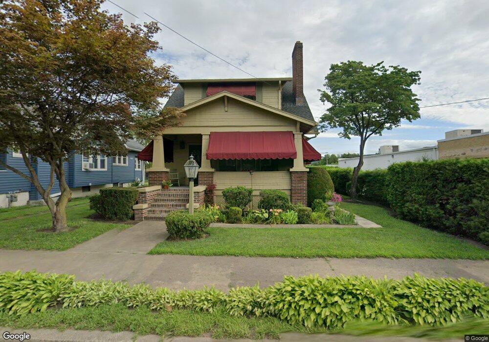 1661 W Front St, Berwick, PA 18603 - photo 1