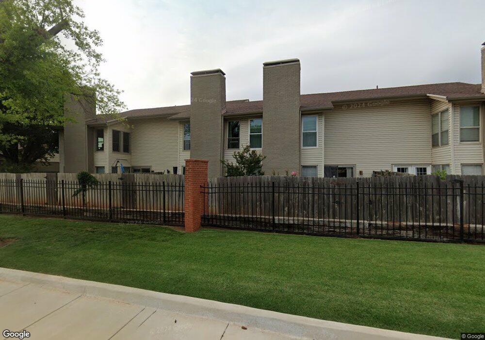 11410 Benttree Cir, Oklahoma City, OK 73120 - photo 1