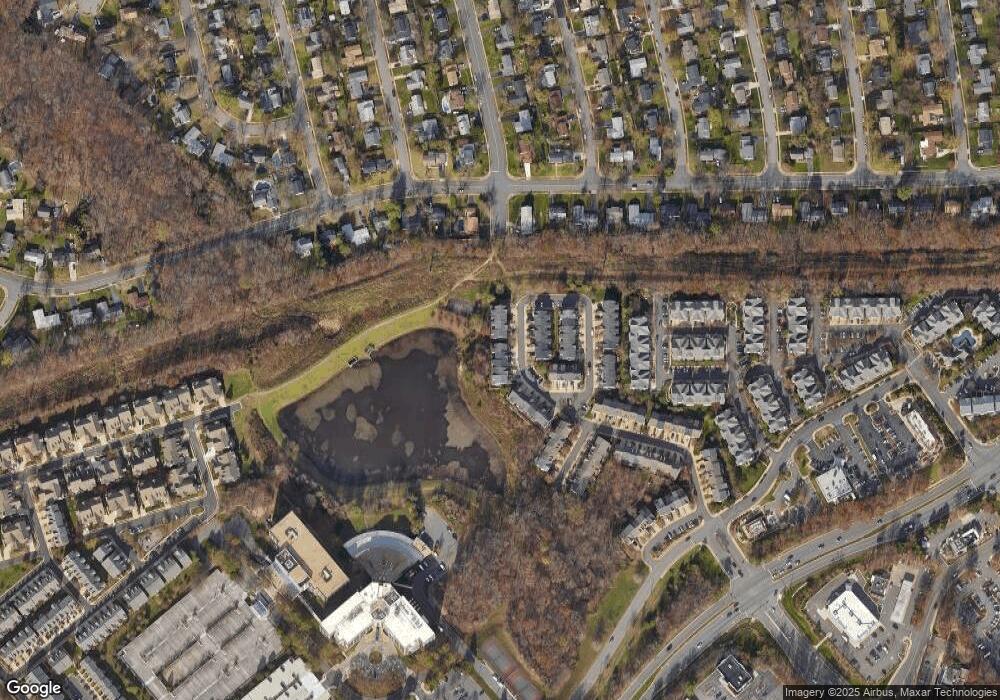 4558 Fair Valley Dr, Fairfax, VA 22033 - photo 1