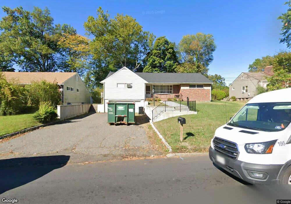 113 Forest Ave, Paramus, NJ 07652 - photo 1