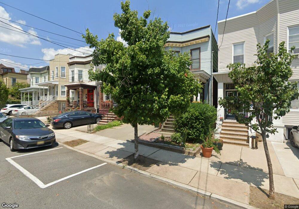 220 Oak St unit 1, Weehawken, NJ 07086 - photo 1