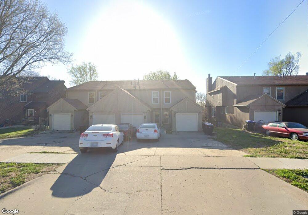 3604 SW Skyline Pkwy, Topeka, KS 66614 - photo 1