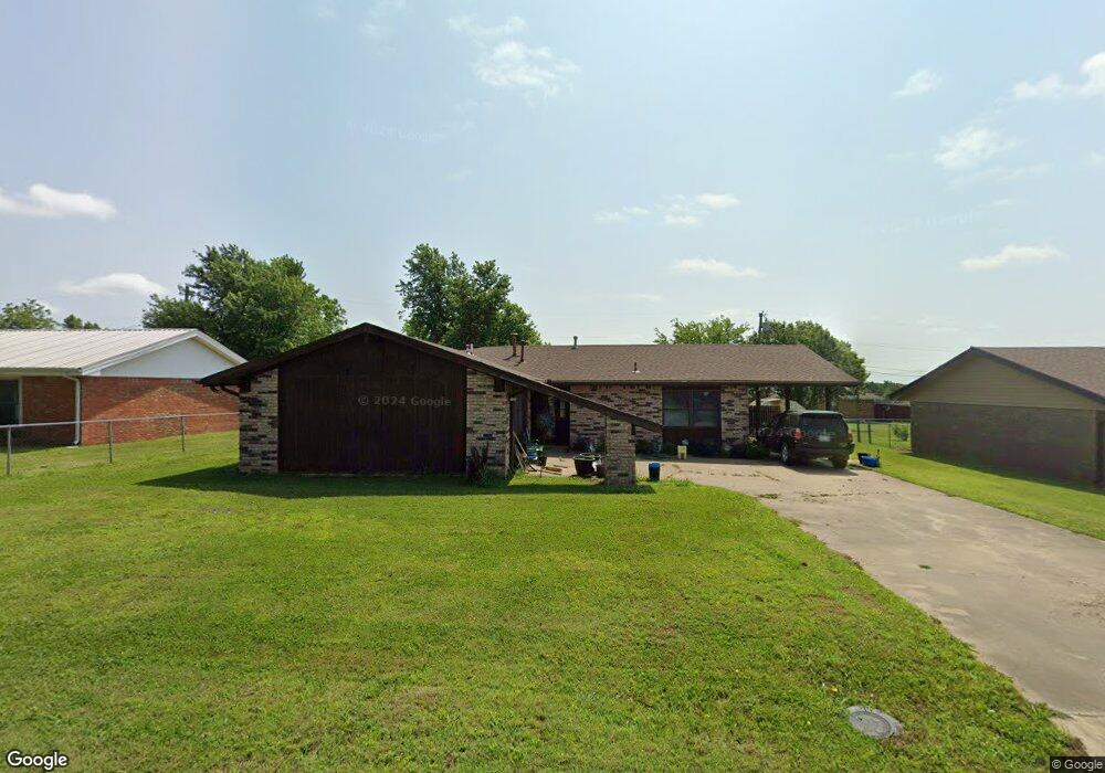 1434 Johnson Dr, Cushing, OK 74023 - photo 1