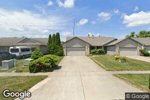 2827 Cronin Dr, Springfield, IL 62711