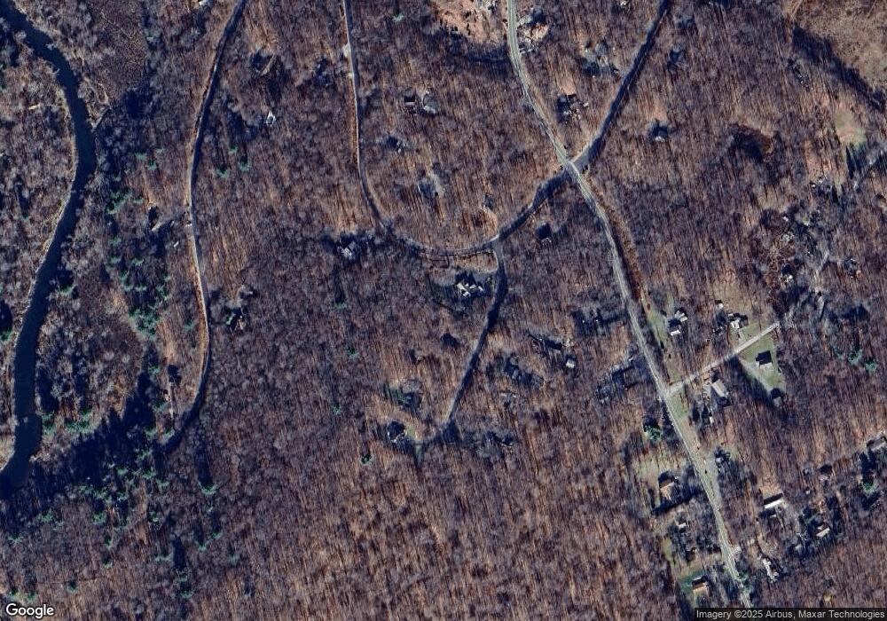 120 Maple Leaf Ct, Pocono Lake, PA 18347 - photo 1