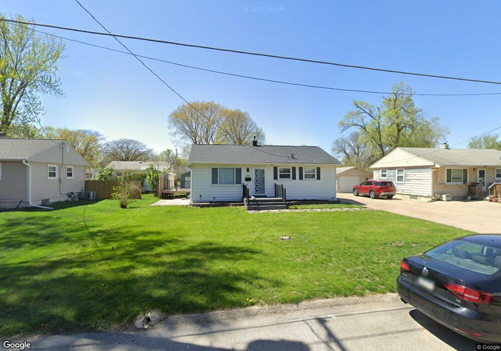 2014 50th St, Des Moines, IA 50310 - photo 1