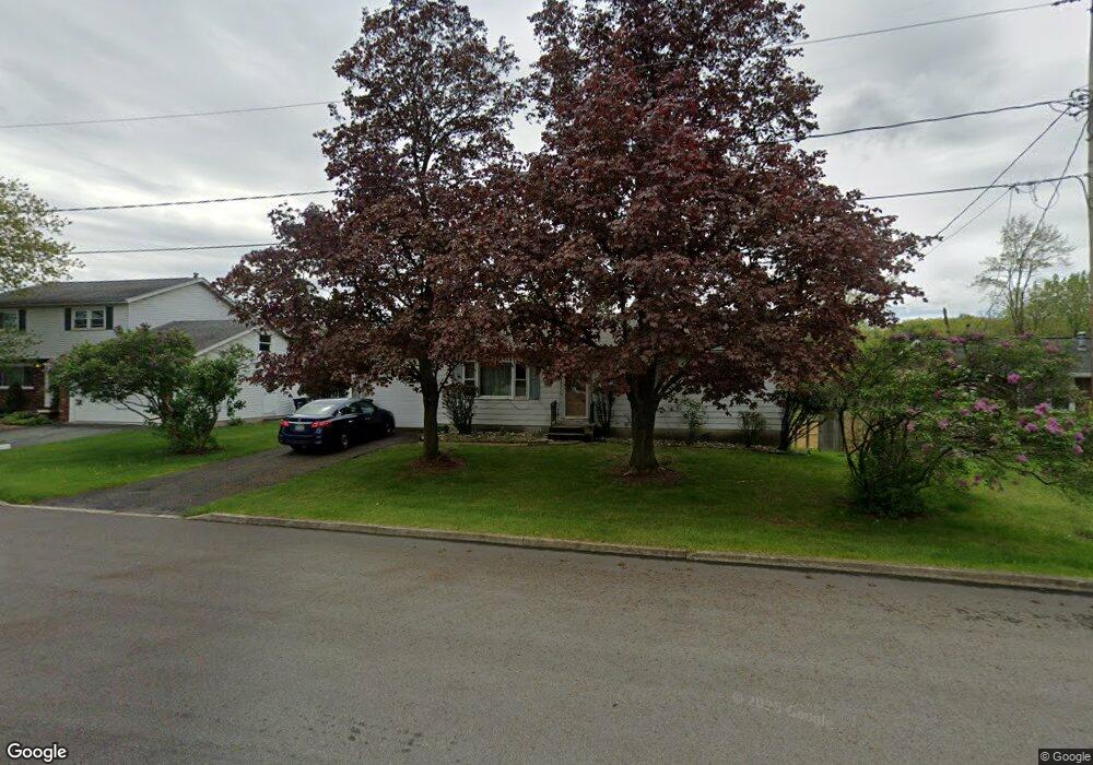 14 Hadden Ln, Troy, NY 12180 - photo 1