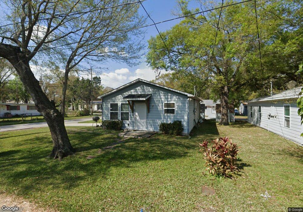 7602 Rhode Island Dr, Tampa, FL 33619 - photo 1