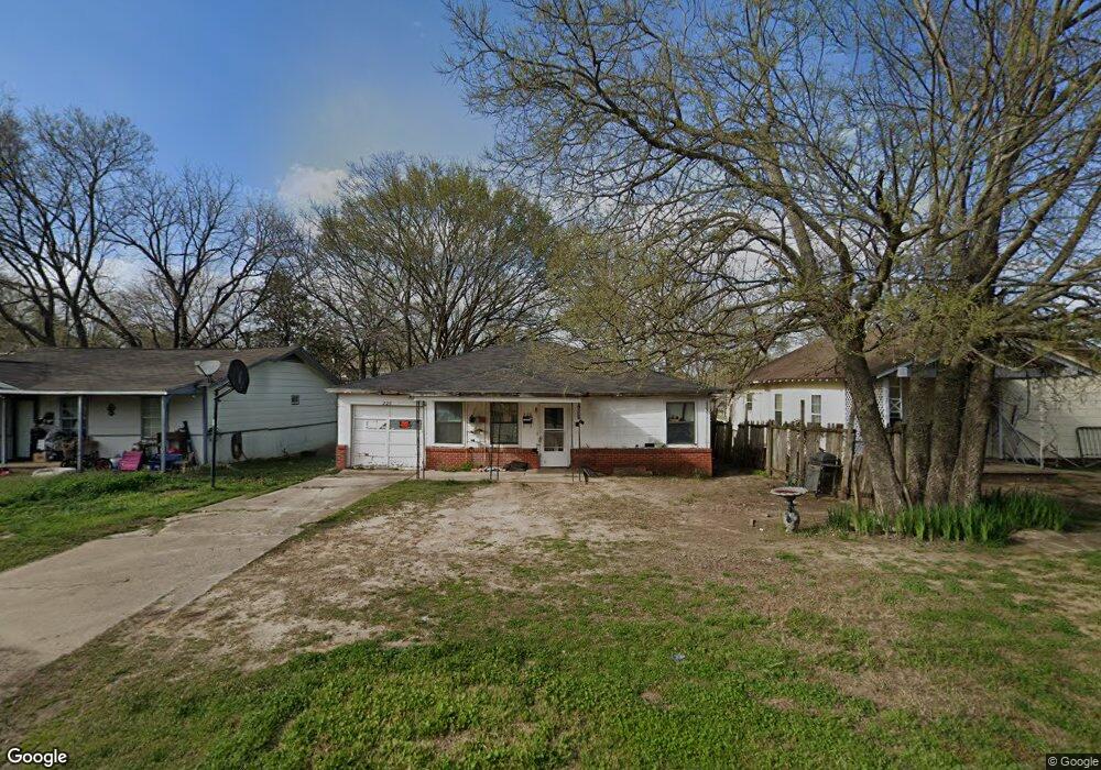228 E 16th St, Ada, OK 74820 - photo 1