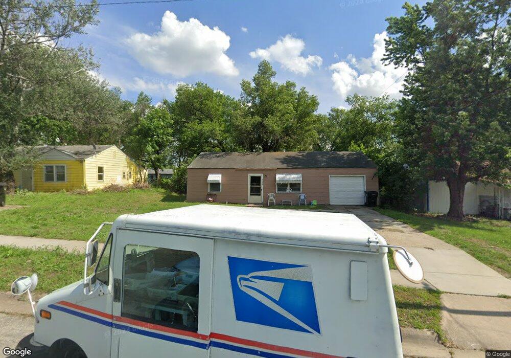 501 SE 36th St, Topeka, KS 66605 - photo 1