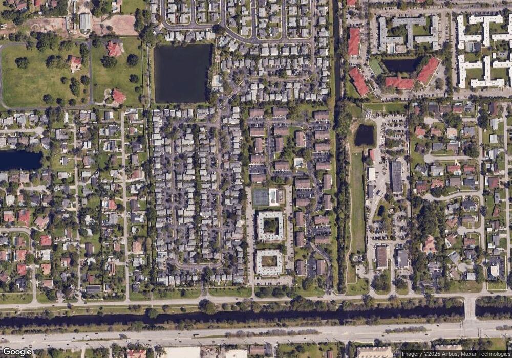 7130 SW 42nd Place unit 7130, Davie, FL 33314 - photo 1