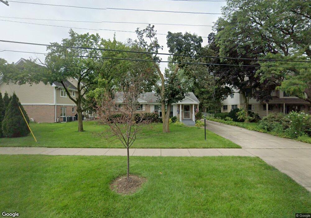 648 Shermer Rd, Glenview, IL 60025 - photo 1
