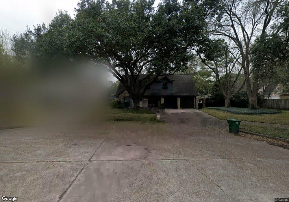 6027 Lawn Ln, Houston, TX 77088 - photo 1