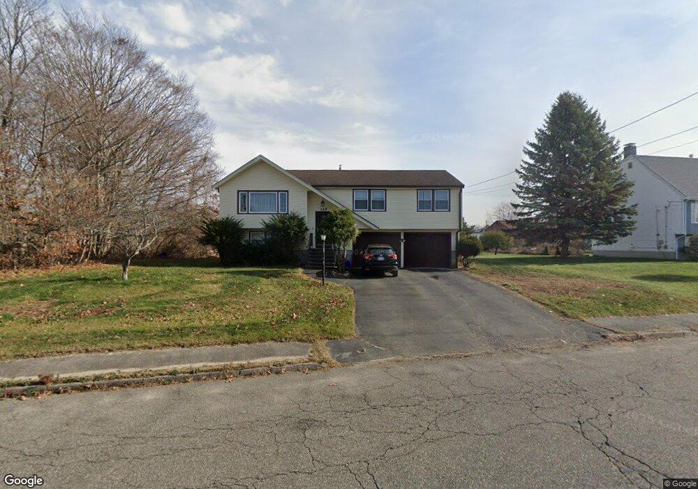 125 Bittersweet Ln, Randolph, MA 02368 - photo 1