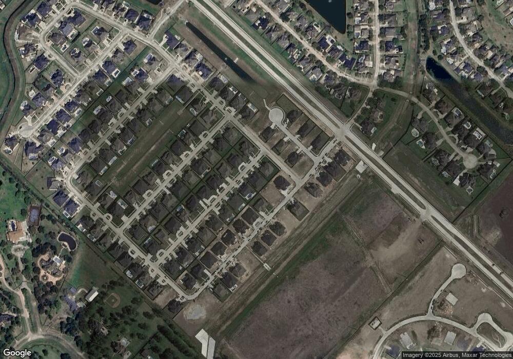 2005 Yellowstone Trail, Friendswood, TX 77546 - photo 1