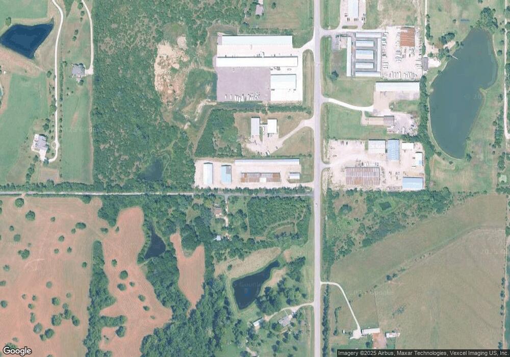 1441 SW Auburn Rd, Topeka, KS 66615 - photo 1