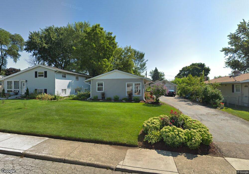 1019 Tacoma St, Carpentersville, IL 60110 - photo 1