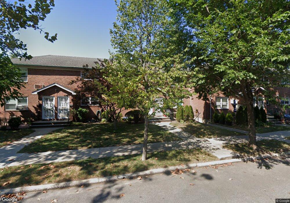 5648 184th St unit A, Fresh Meadows, NY 11365 - photo 1