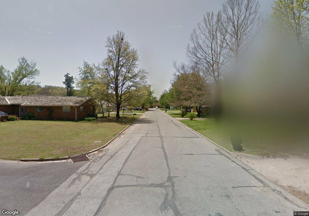 2133 SE Emma St, Fayetteville, AR 72701 - photo 1