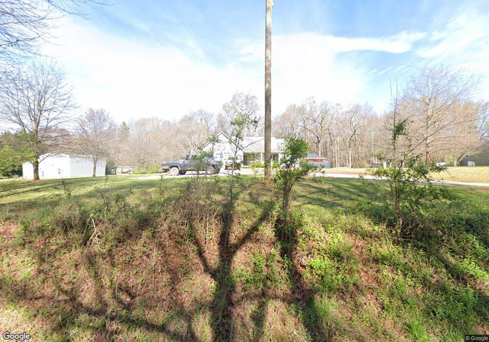 410 Goolsby Rd, Carnesville, GA 30521 - photo 1