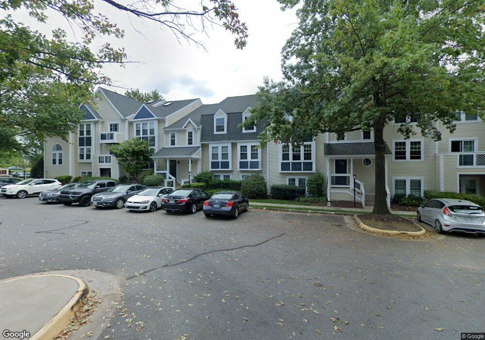 12904-B Grays Pointe Rd, Fairfax, VA 22033 - photo 1