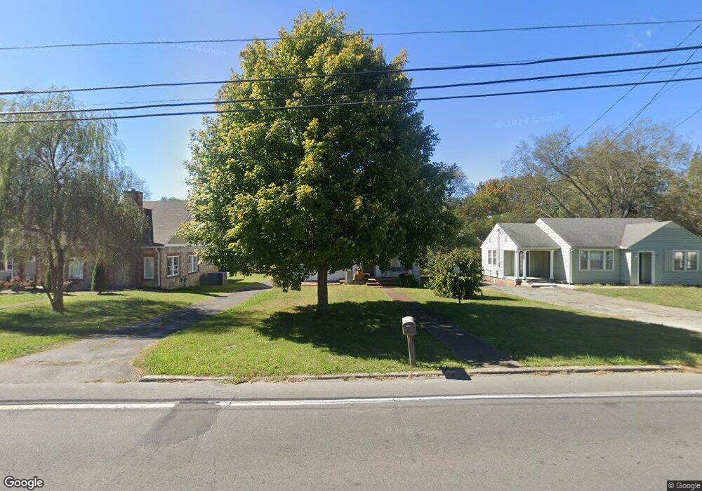 606 S Brittain St, Shelbyville, TN 37160 - photo 1