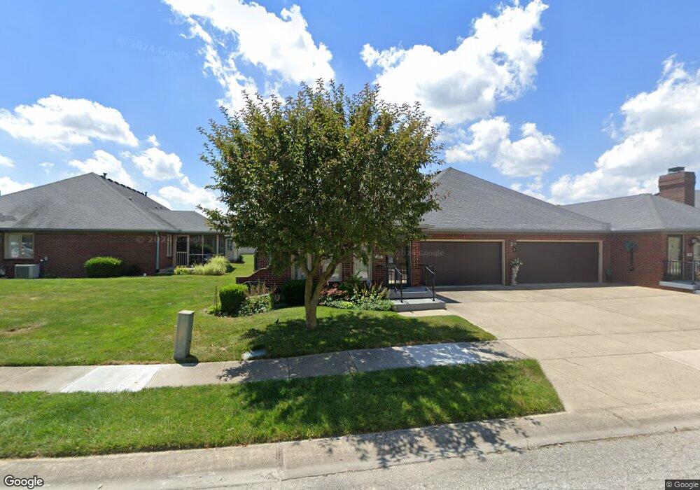 212 Andrews Boulevard East Dr, Plainfield, IN 46168 - photo 1