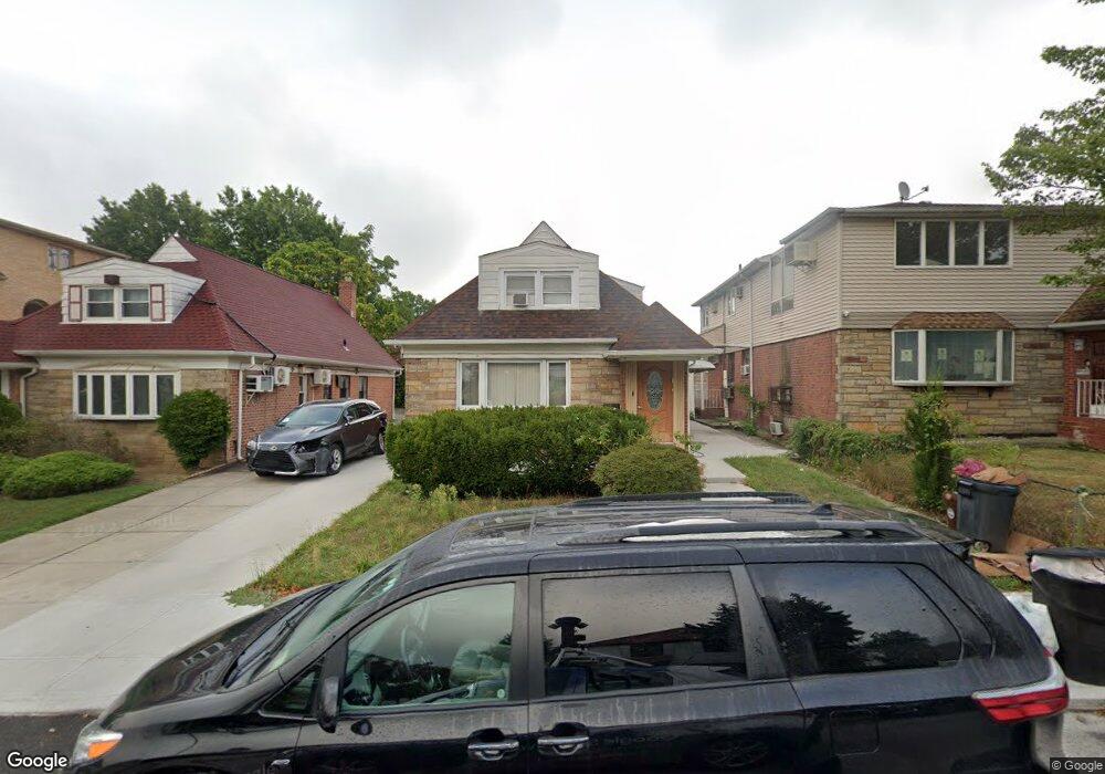 7663 174th St, Fresh Meadows, NY 11366 - photo 1