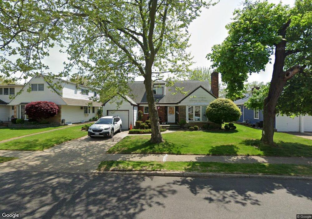 38 Joseph St, New Hyde Park, NY 11040 - photo 1