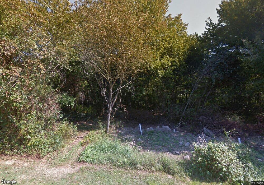 32 Pleasantview Dr, Little Compton, RI 02837 - photo 1