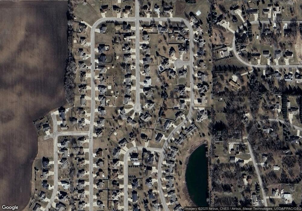 1107 27th St SW, Austin, MN 55912 - photo 1