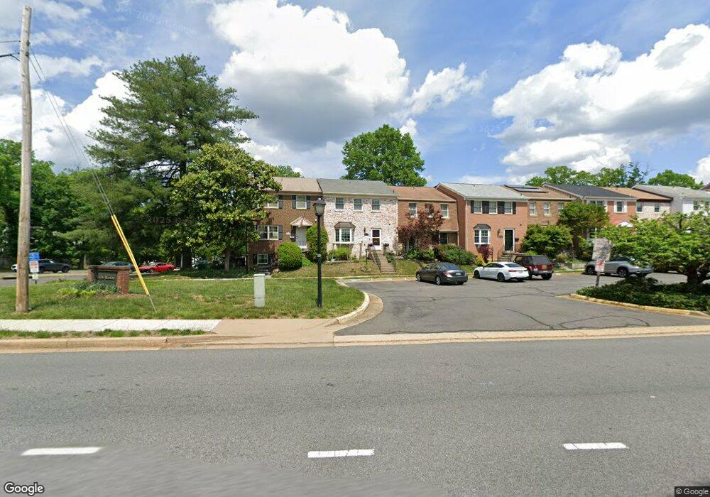 8176 Electric Ave, Vienna, VA 22182 - photo 1