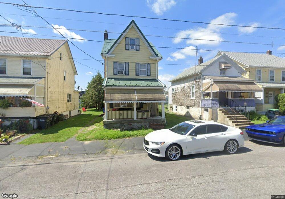 912 N Locust St, Hazleton, PA 18201 - photo 1