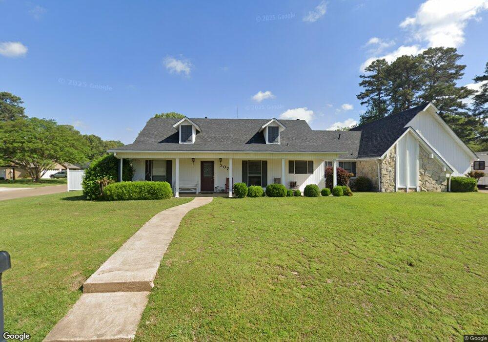 307 Northcrest Dr, Wake Village, TX 75501 - photo 1