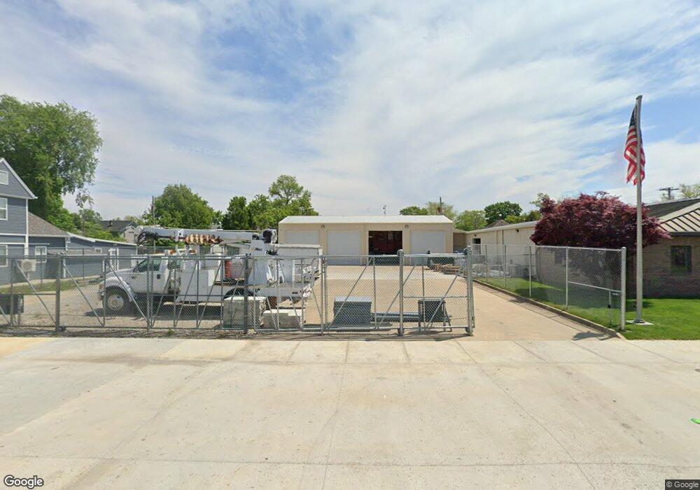 712 S 17th St, Mattoon, IL 61938 - photo 1