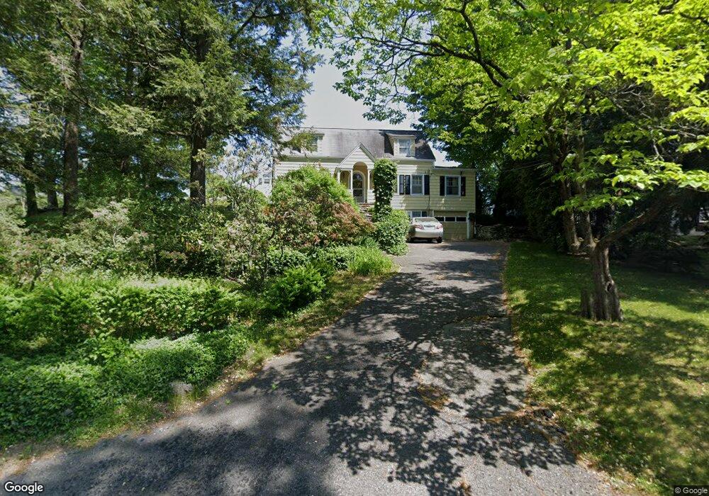 2 Buena Vista Dr, Greenwich, CT 06831 - photo 1