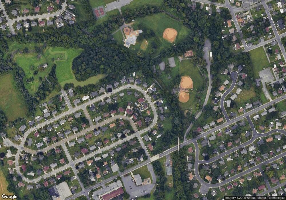 3146 Birch Cir E, Whitehall, PA 18052 - photo 1