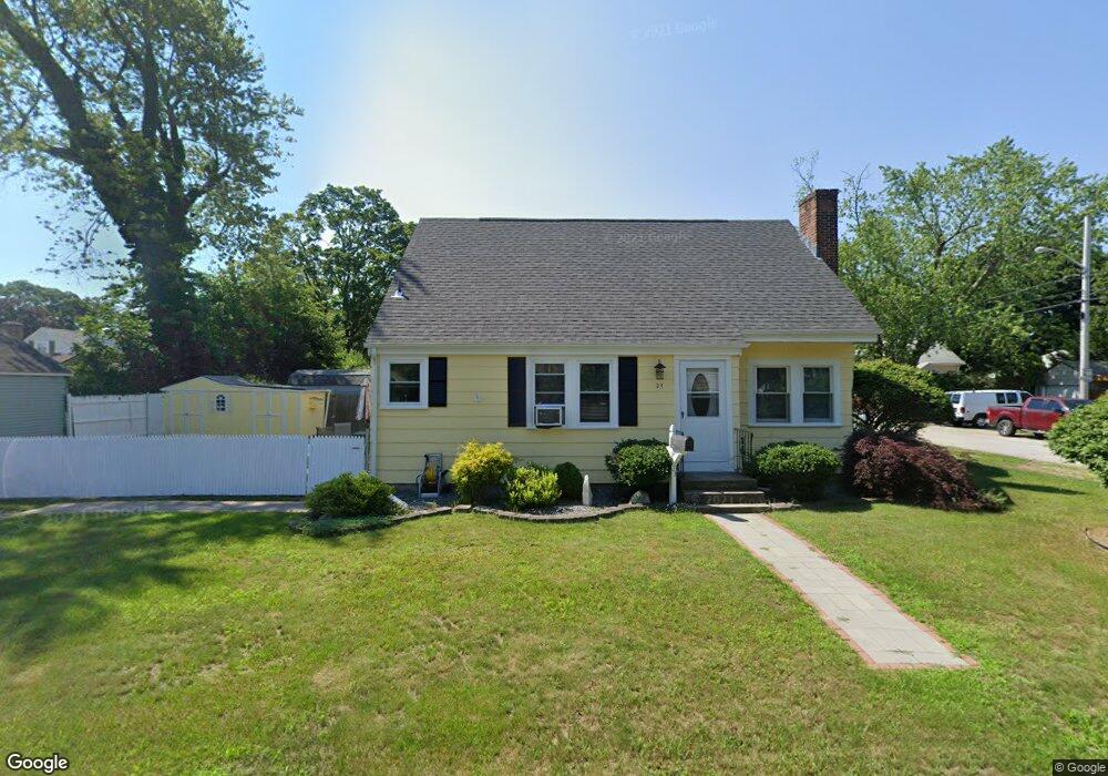 23 Benedict St, Riverside, RI 02915 - photo 1