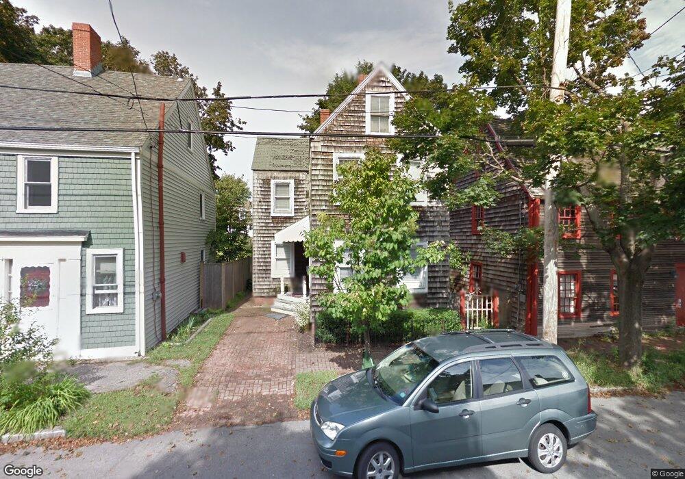 10 Bromfield St, Newburyport, MA 01950 - photo 1