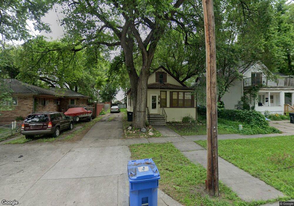 1445 2nd Ave S, Fargo, ND 58103 - photo 1