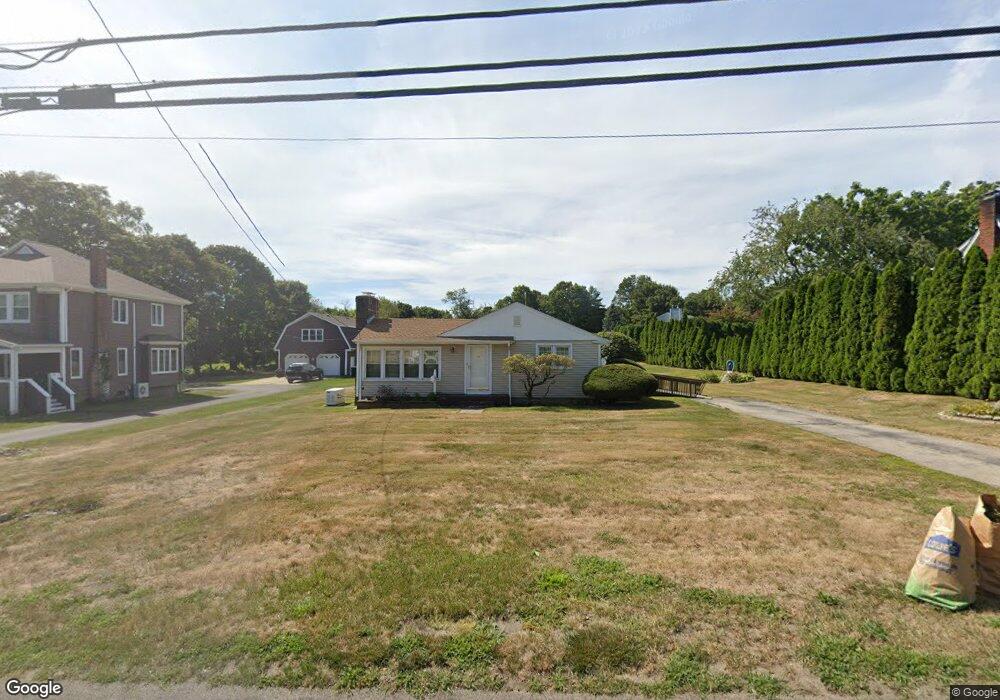 599 Read St, Somerset, MA 02726 - photo 1