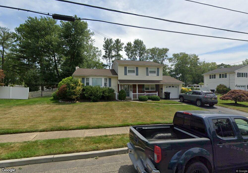 13 Shawnee Ln, Old Bridge, NJ 08857 - photo 1